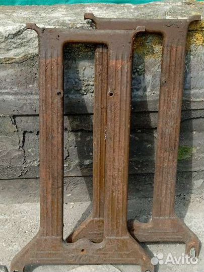 Подставка от швейной машинки