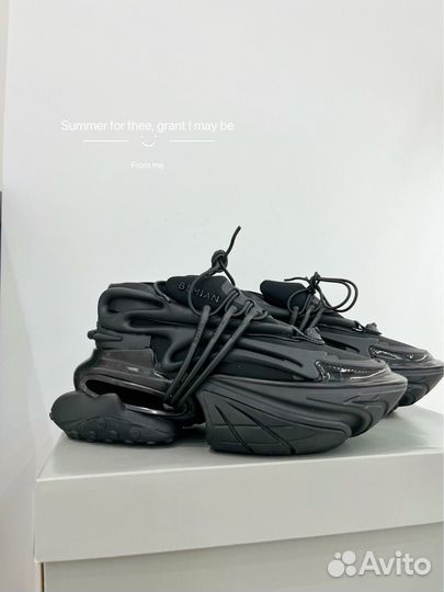 Кроссовки женские 38 39 40