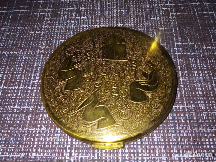 Пудреница 50-60тодов