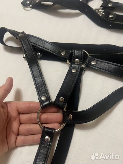 Кожаный эротический костюм, портупея + бикини