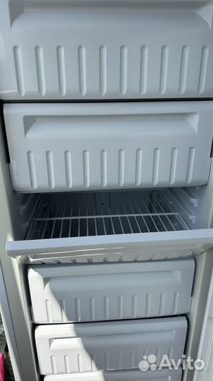 Морозильная камера indesit SFR 167