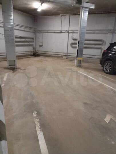 Машиноместо, 22 м²
