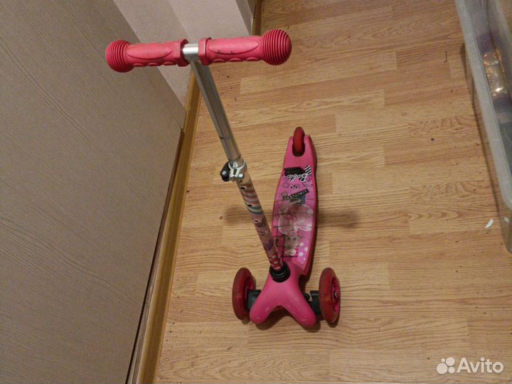 Самокат детский трехколесный