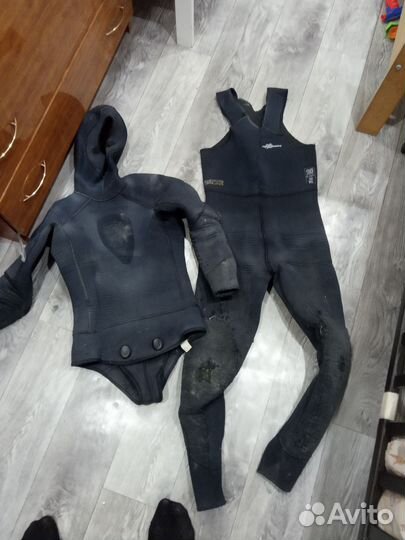 Гидрокостюм