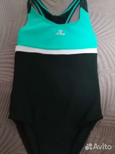 Купальник слитный новый для девочки