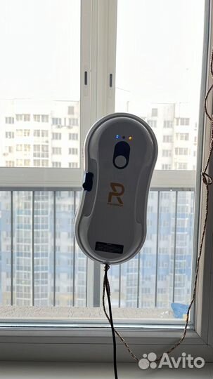 Робот мойщик окон