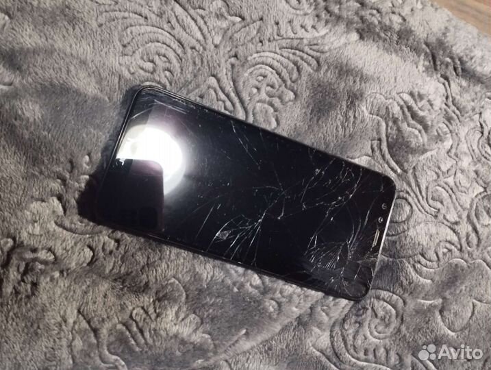 Телефон Honor 9 lite