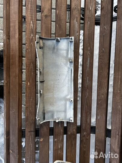 Накладка в задний бампер Лексус LX570(2015-2021)