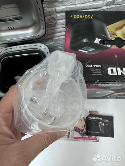 Хлебопечь Redmond в отличном состоянии