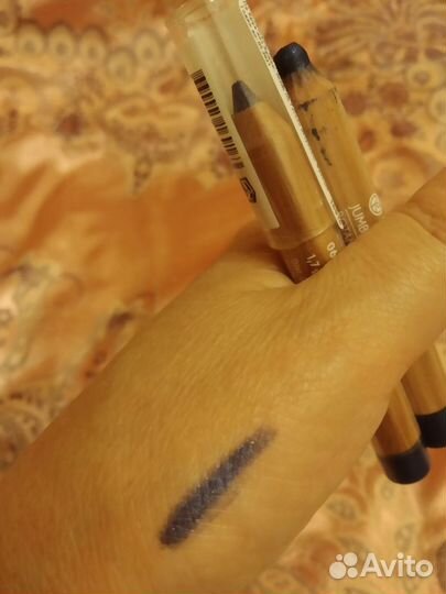 Карандаш-тени для век от Ив Роше новый