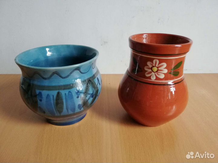 Глиняные горшки, крынки