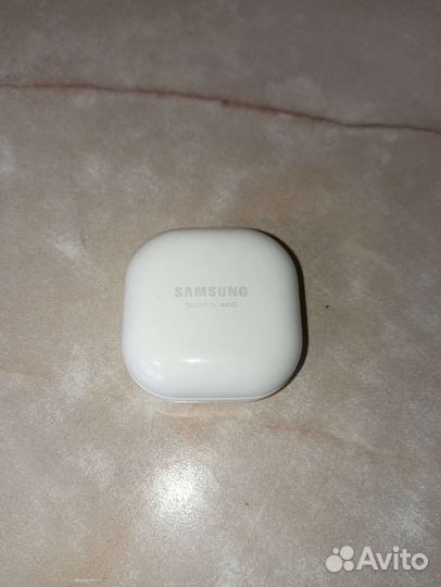Кейс samsung galaxy buds live SM-R180