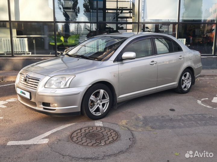 Toyota Avensis 2.0 AT, 2003, 230 000 км