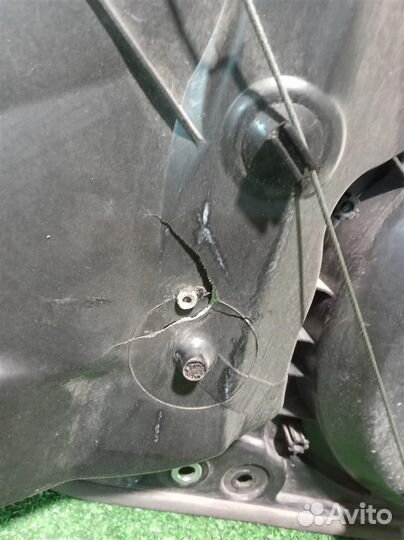 Стеклоподъемник электр. передний правый Porsche