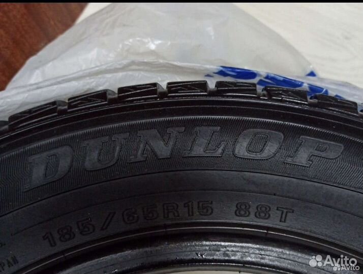 Dunlop SP Winter Maxx WM01 185/65 R15