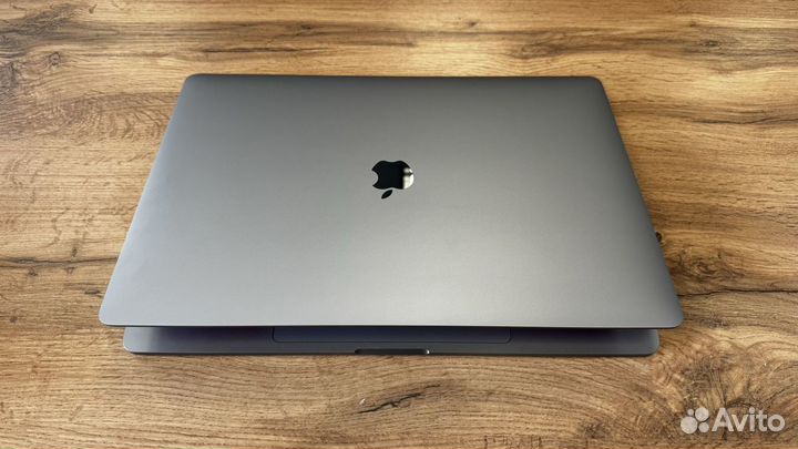 MacBook Pro 16 2021 i7/16 новый