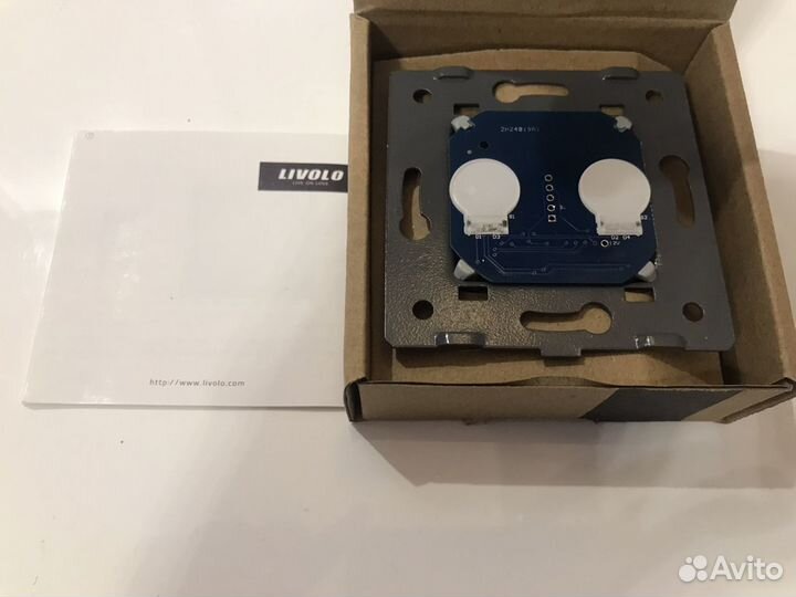 Выключатель Livolo