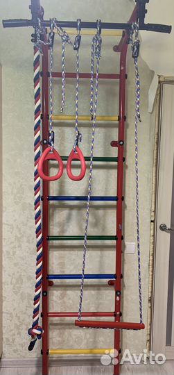 Детская шведская стенка с турником