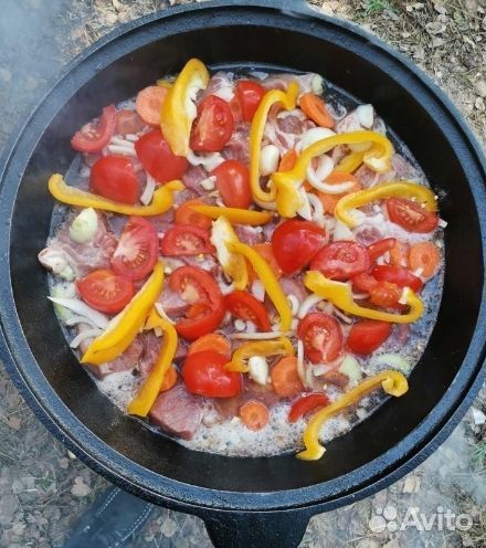 Казан чугунный с печкой