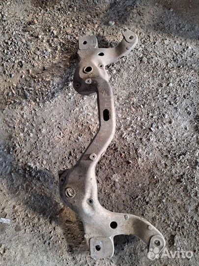 Балка Поперечная на Porsche Cayenne