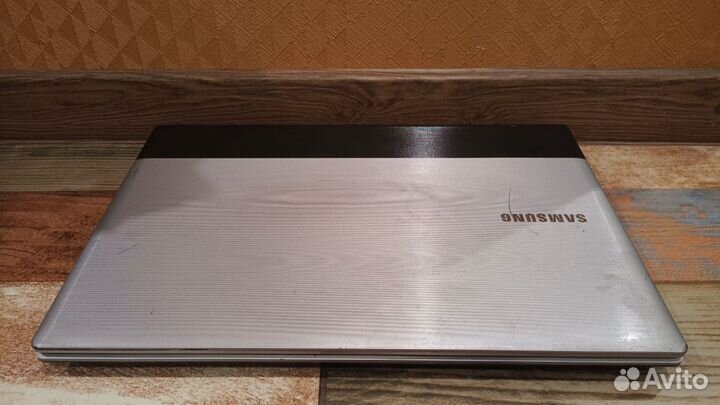 Samsung хорошее состояние, для учёбы, работы