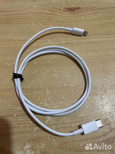 Кабель на iPhone usb c lighting