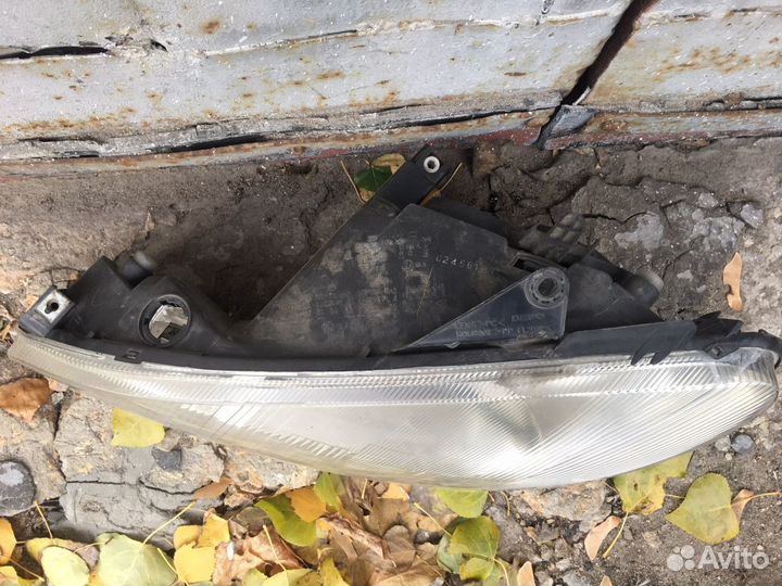 Фары на peugeot 206