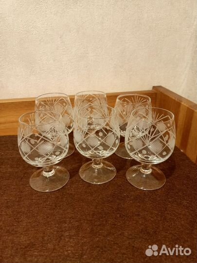 Бокалы, фужеры, стопки хрусталь