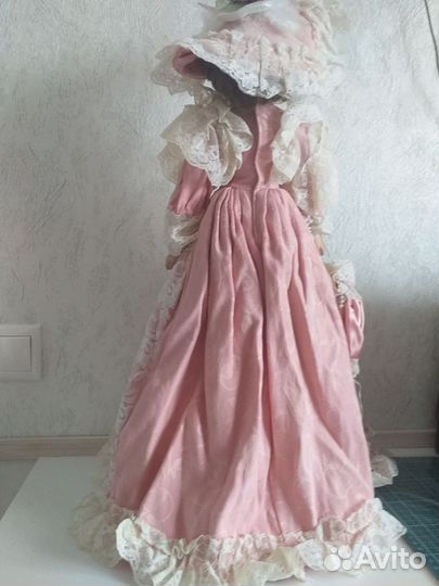 Кукла фарфоровая ремеко