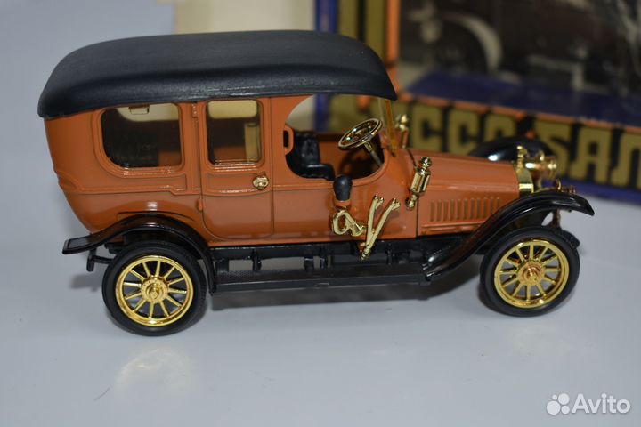 Руссобалт Лимузин Модель 1:43