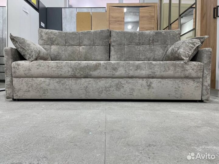 Диван раскладной с подушками