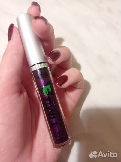 Матовая помада beauty bomb с глиттером