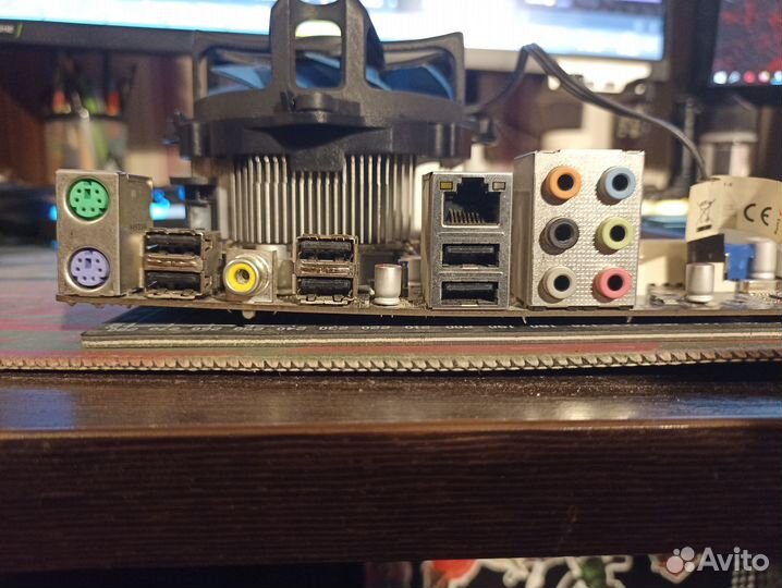 Комплект на 775 сокете (Core2Quad Q9450)