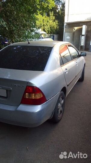 Toyota Corolla 1.6 МТ, 2004, 800 000 км