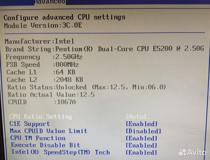 Материнская плата LGA 775 с процессором и памятью