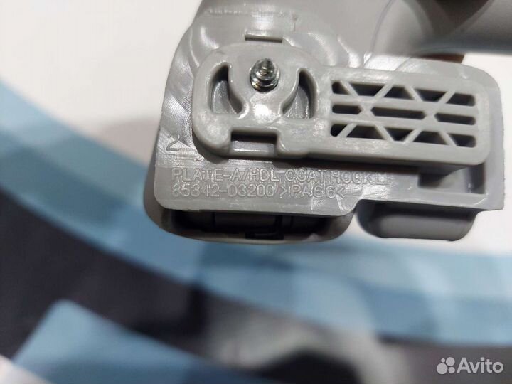 Ручка пассажира верхняя Hyundai Tucson 3