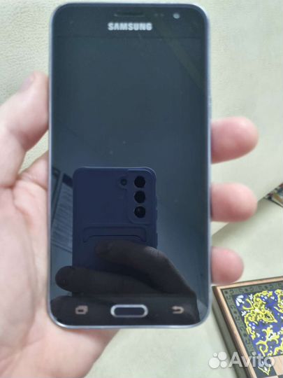 Телефон Samsung j3