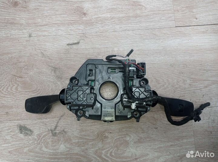 Подрулевой шлейф SZL на BMW 3 f30