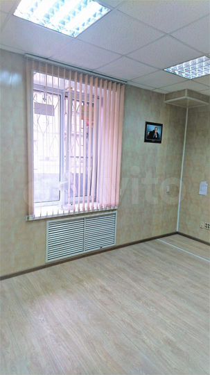 Продам торговое помещение, 72.1 м²