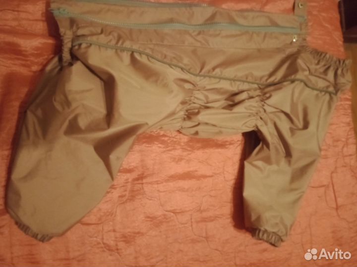 Комбинезон-дождевик для собак средних пород