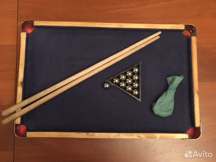 Бильярд настольный. Ретро