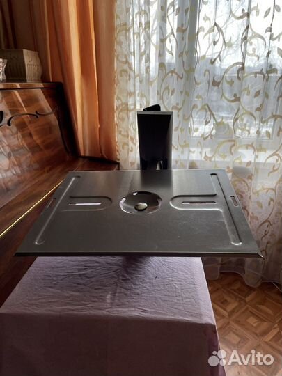 Настенное крепление для телевизора