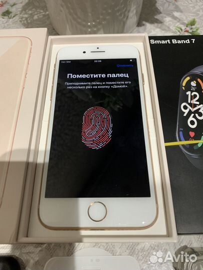 iPhone 8, 64 ГБ