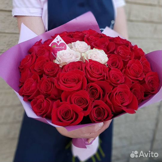 Букет розы красные 47 шт крупные Red Intuition