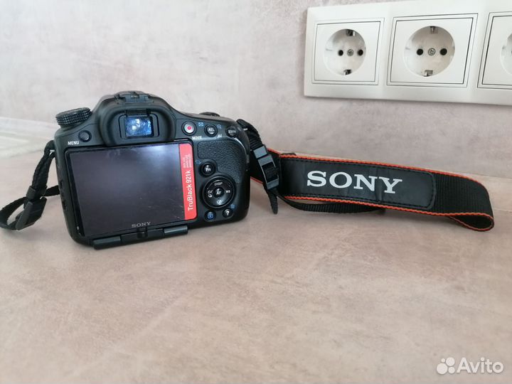 Зеркальный фотоаппарат sony