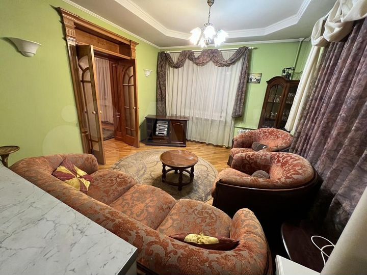 2-к. квартира, 50 м², 3/4 эт.