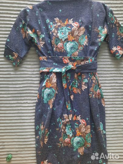 Нарядное(офисное)платье