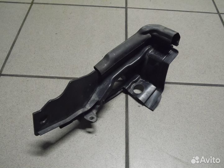 Накладка петли капота Рено Флюенс