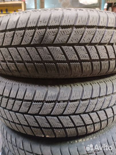 Blacklion W506 Ice Peoneer 205/70 R15 96T