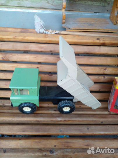 Грузовик Ураган пр-ва СССР